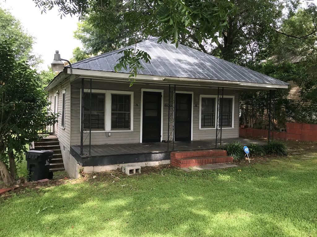 600 N Wayne Street - Photo 1