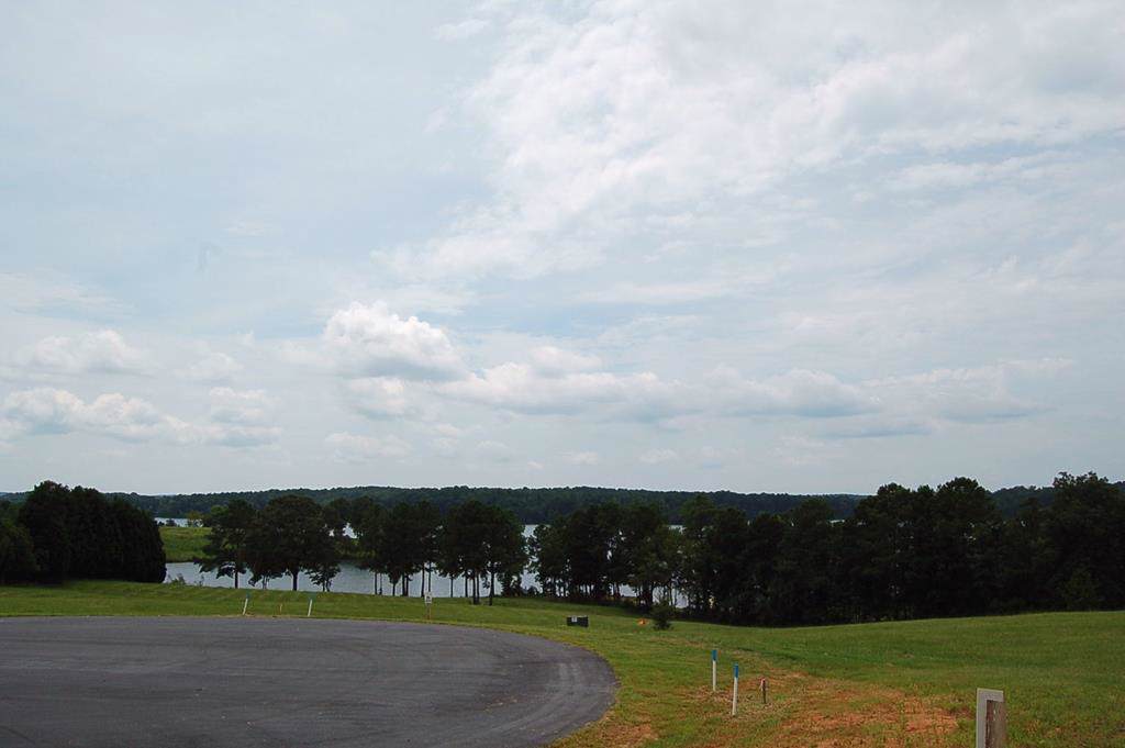 1101 Waters Edge - Photo 1