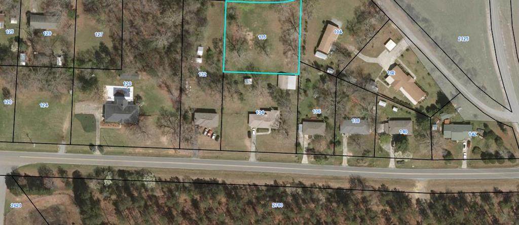 135 Rosewood Dr - Photo 1