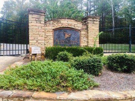 190 Rose Creek Drive - Photo 1
