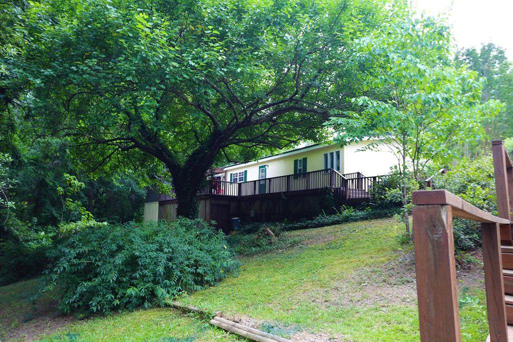 113 Harriett Circle - Photo 1