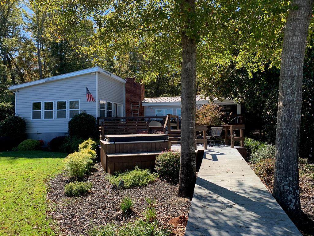179 Clubhouse Rd - Photo 1