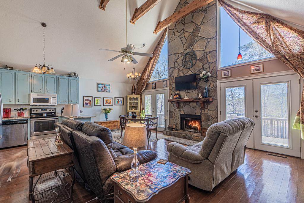 360 Anchor Point Drive - Photo 1