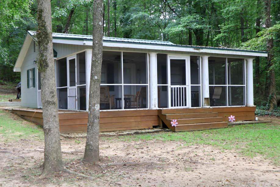 180 Cedar Point Rd. - Photo 1