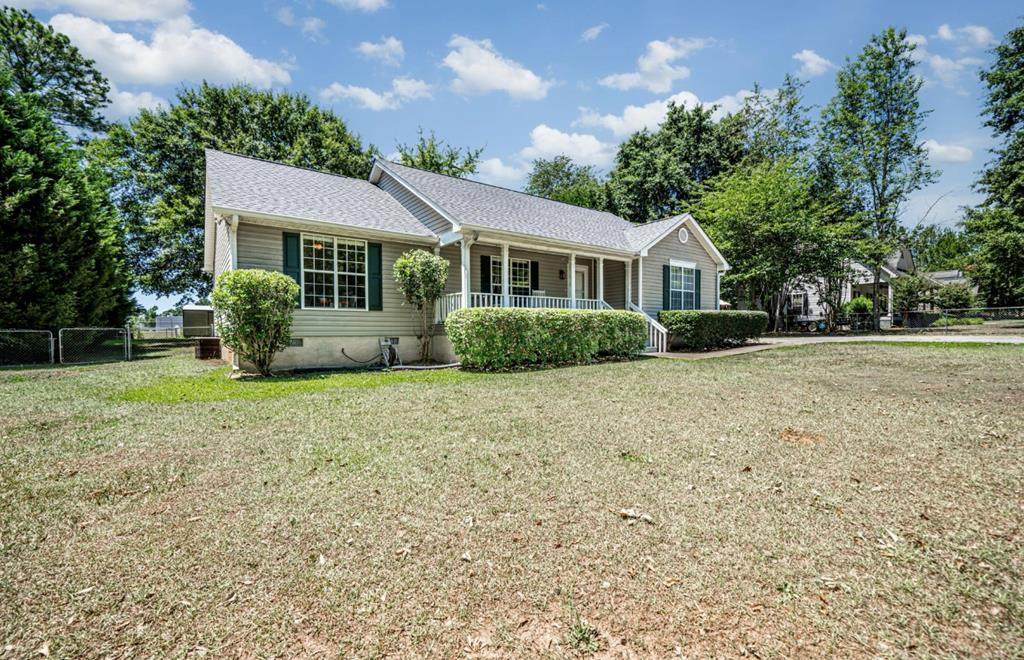 112 Newport Road - Photo 1