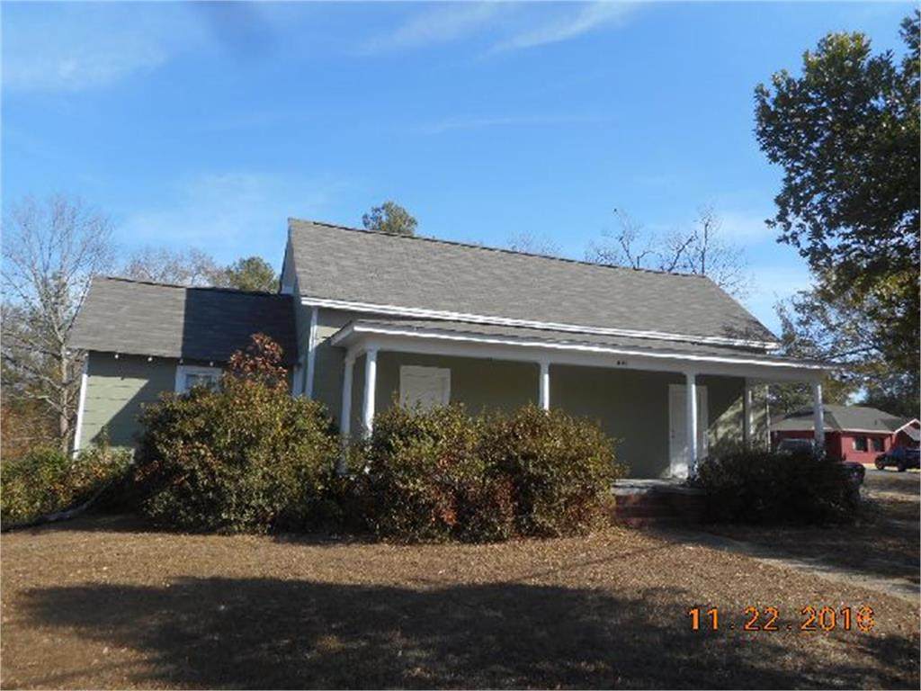 641 Cobb St - Photo 1