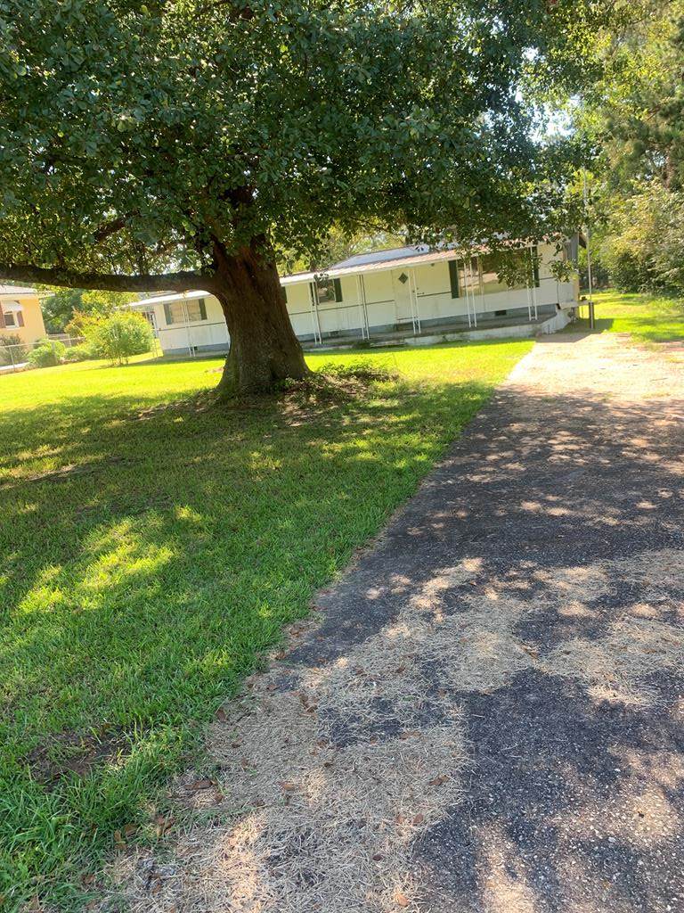 134 Garrett Way - Photo 1