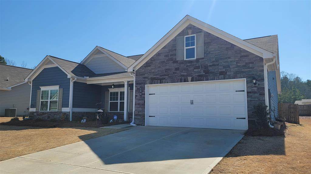 102 Jack Court - Photo 1