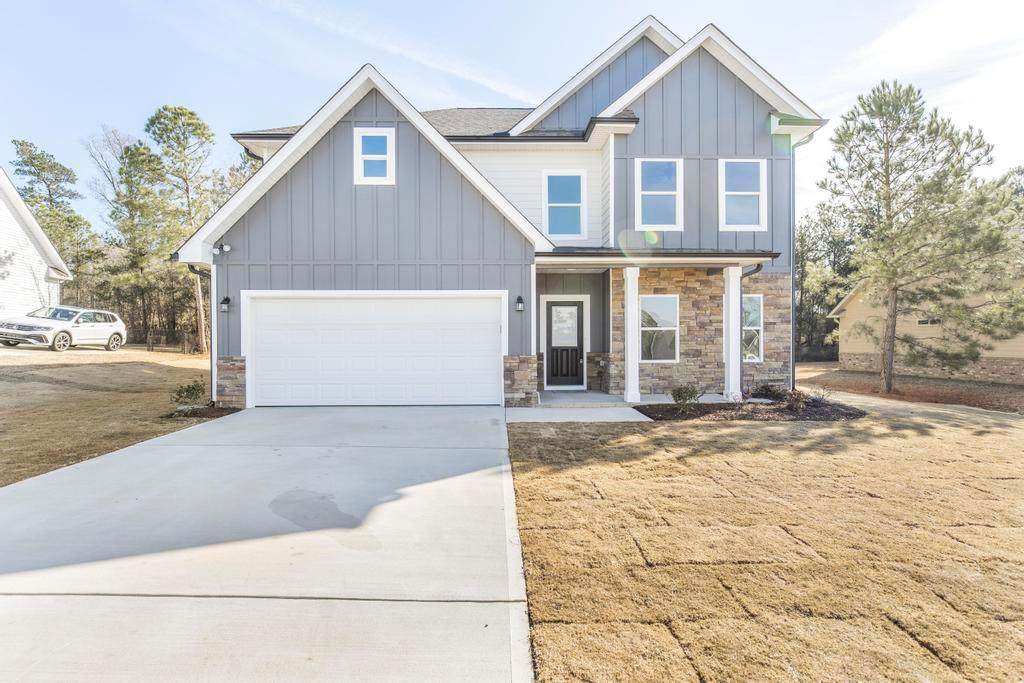 218 Heathwood Drive - Photo 1