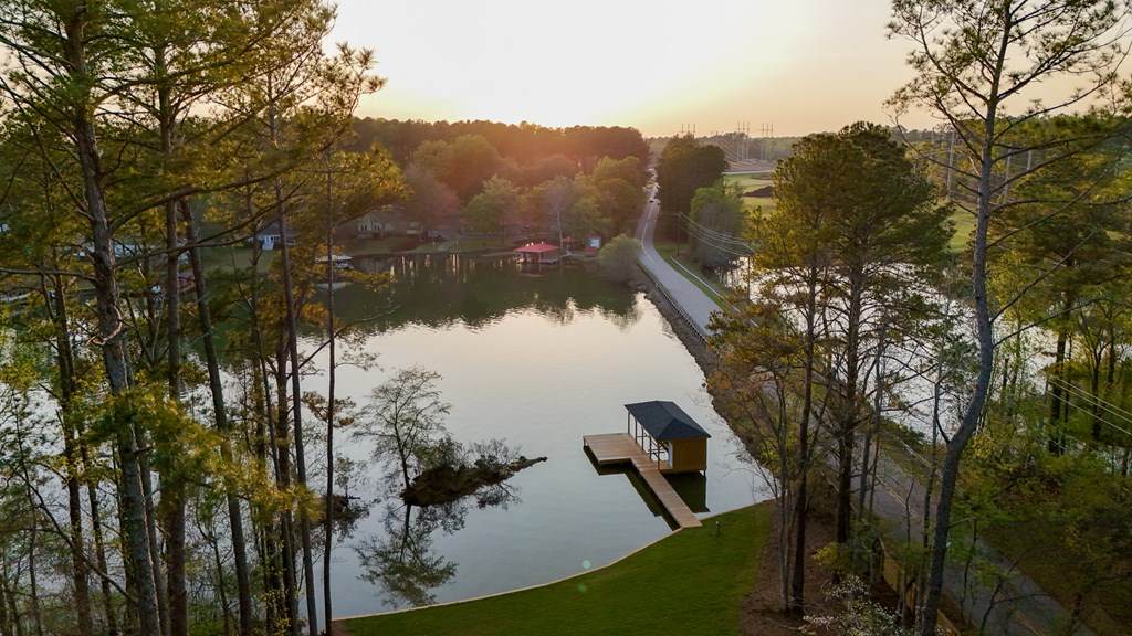 https://bt-photos.global.ssl.fastly.net/milledgeville/orig_boomver_1_52416-2.jpg