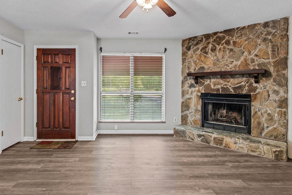 https://bt-photos.global.ssl.fastly.net/milledgeville/orig_boomver_1_52502-2.jpg