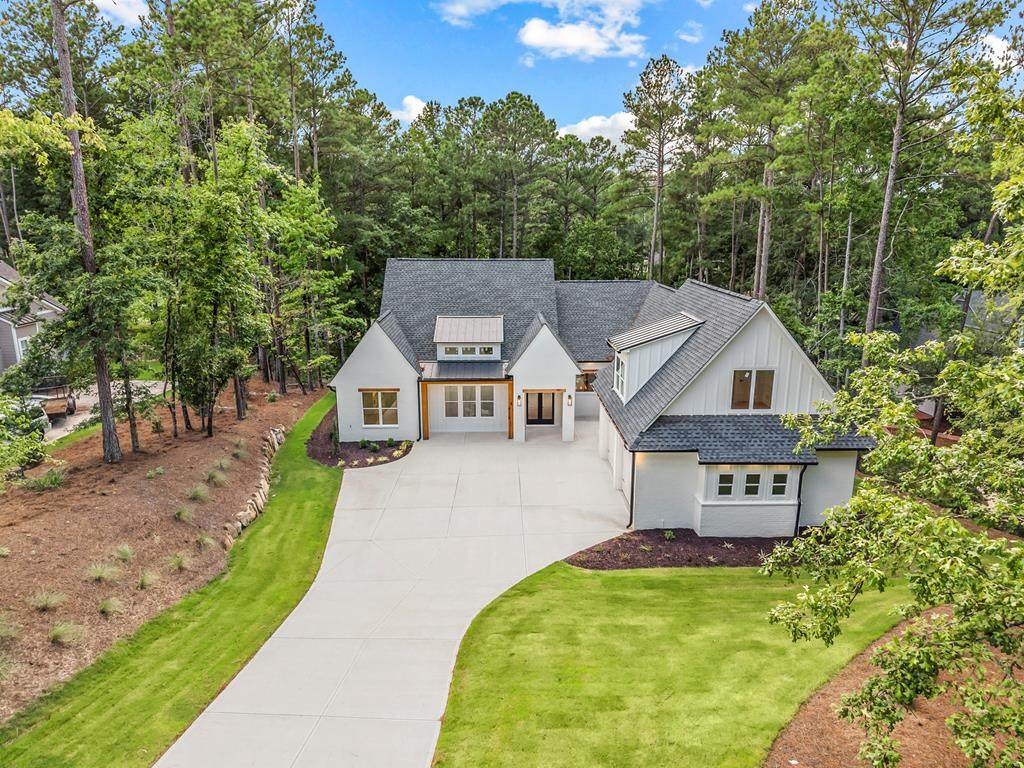 1070 Shadow Creek - Photo 1