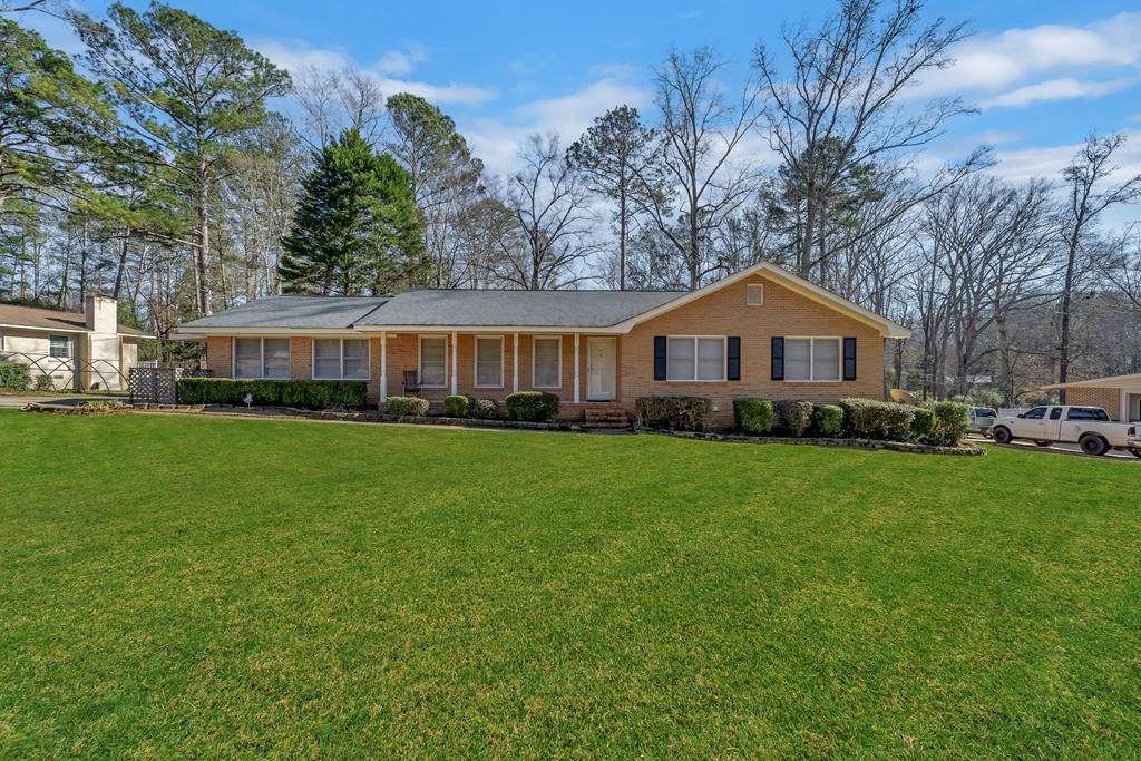 110 Westminster Drive - Photo 1
