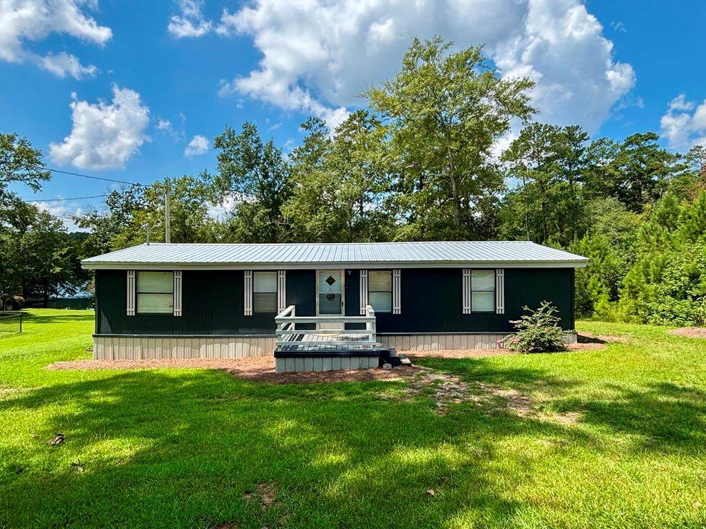 672 Foxglove Drive - Photo 1