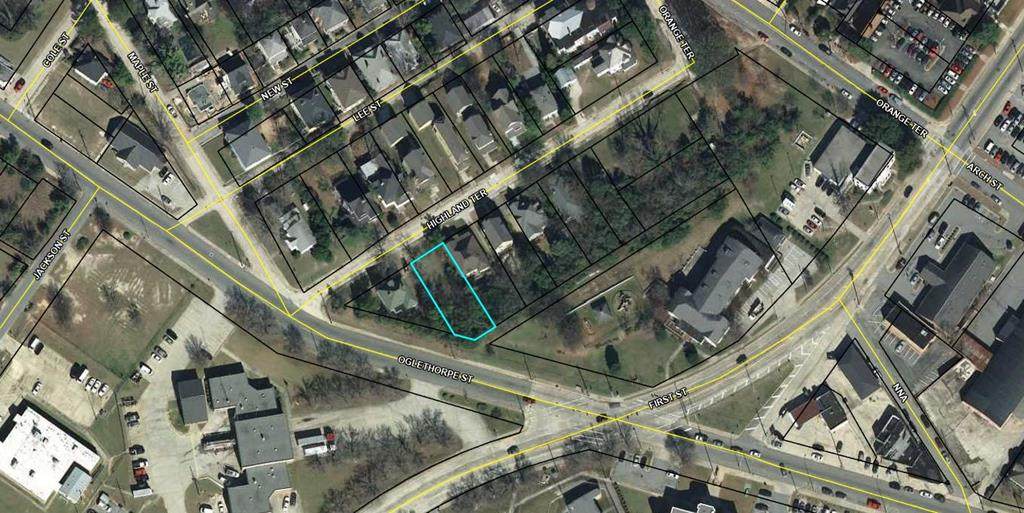 980 Highland Terrace - Photo 1