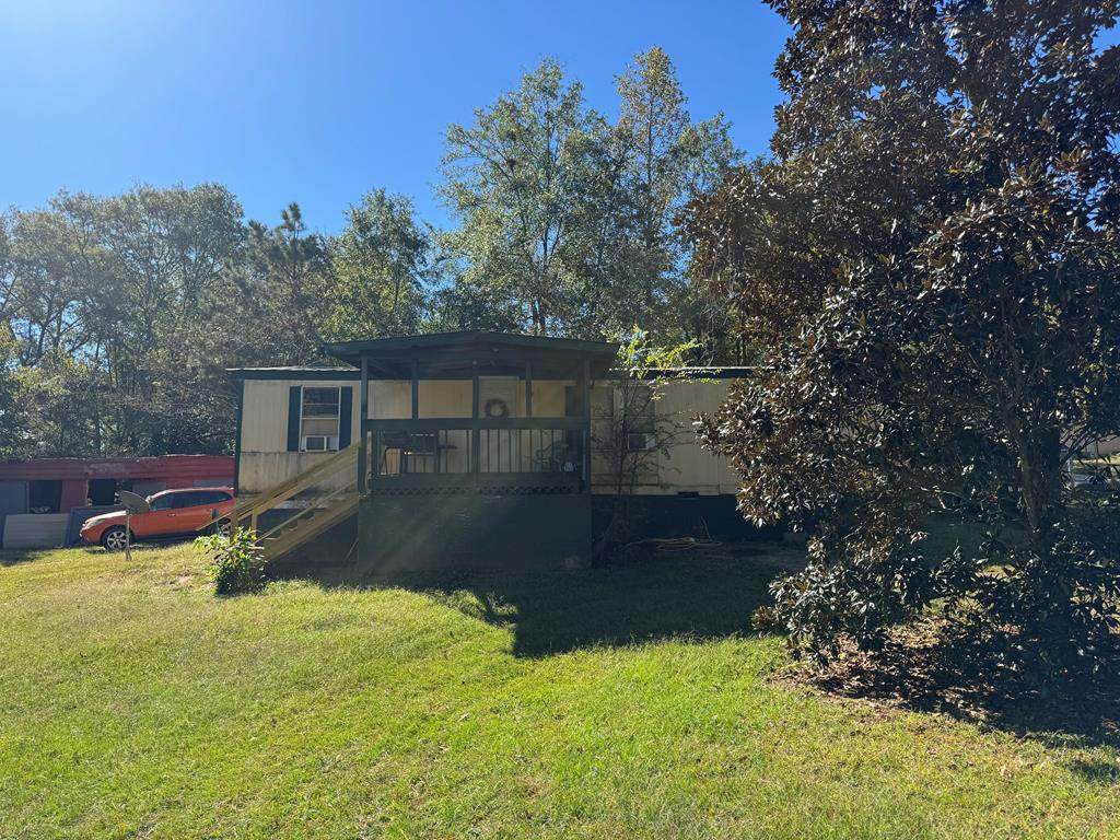 106 Third St - Photo 1