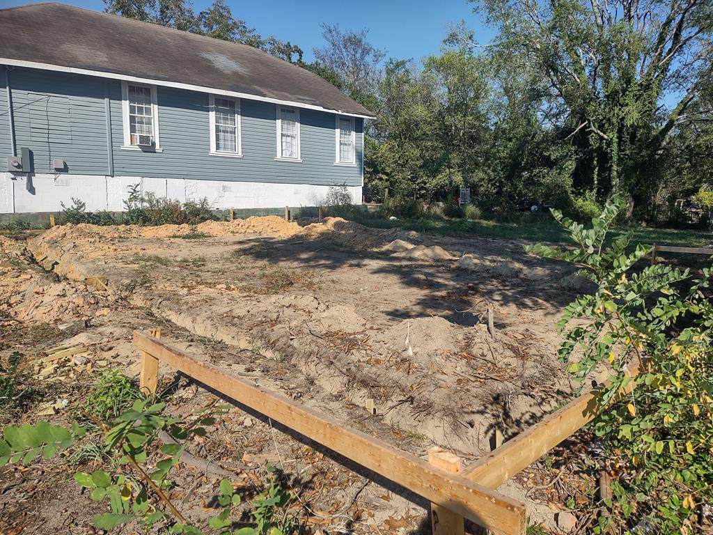 3817 Lake Street - Photo 1