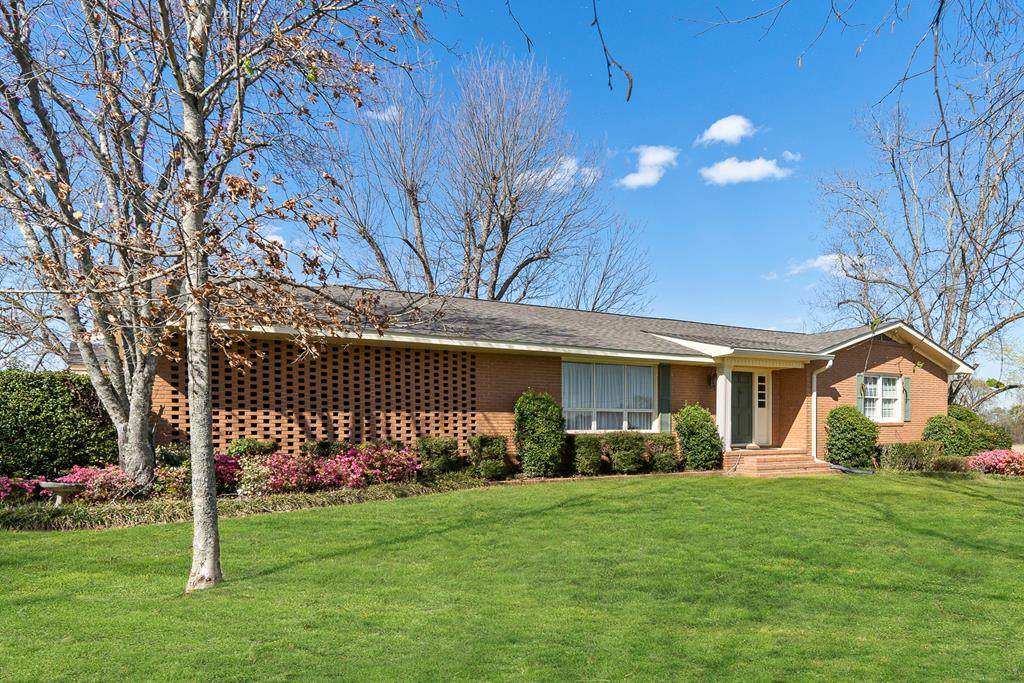 56 Claymont - Photo 1