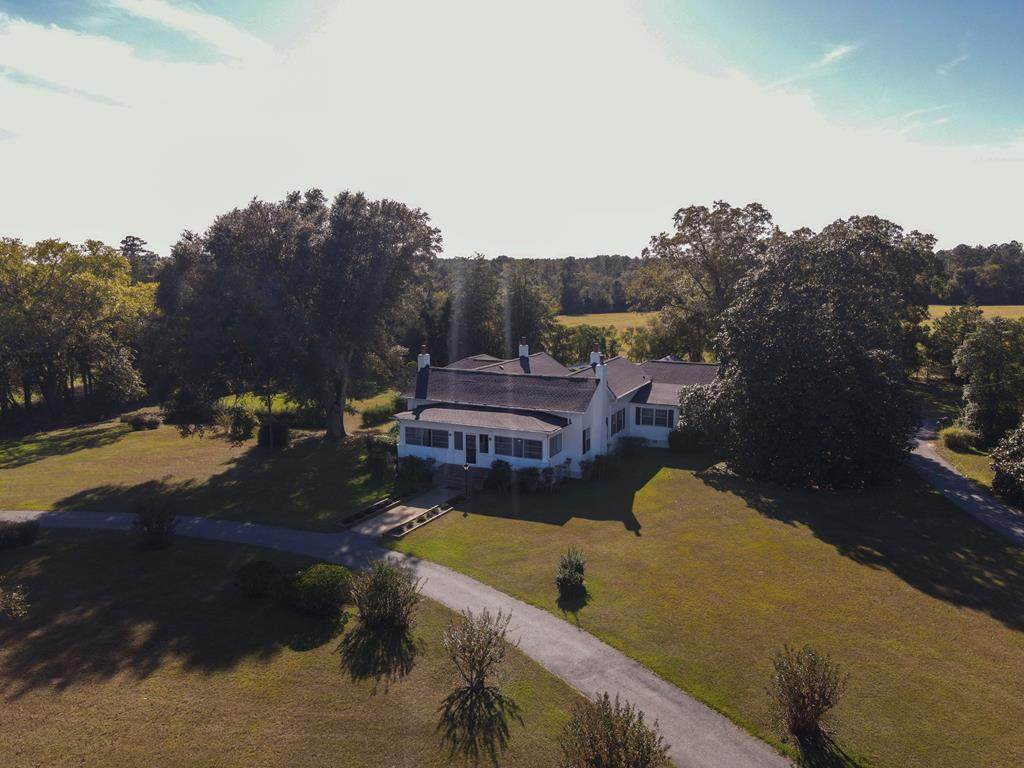 2521 Vinson Highway - Photo 1