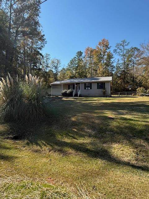 124 Village Way - Photo 1