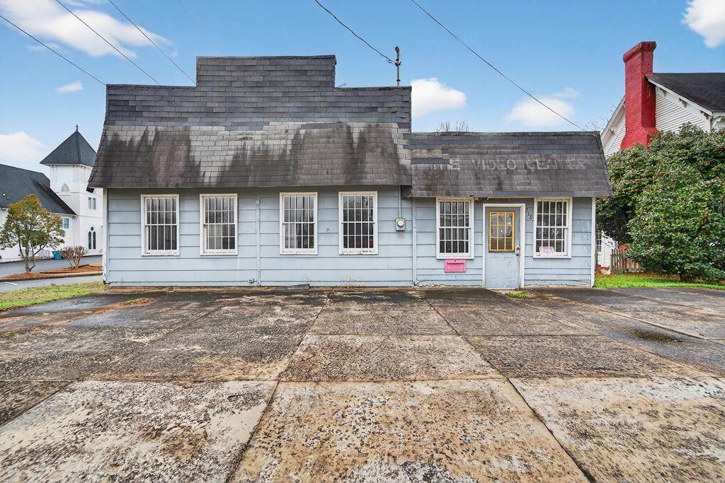 218 Washington Street - Photo 1