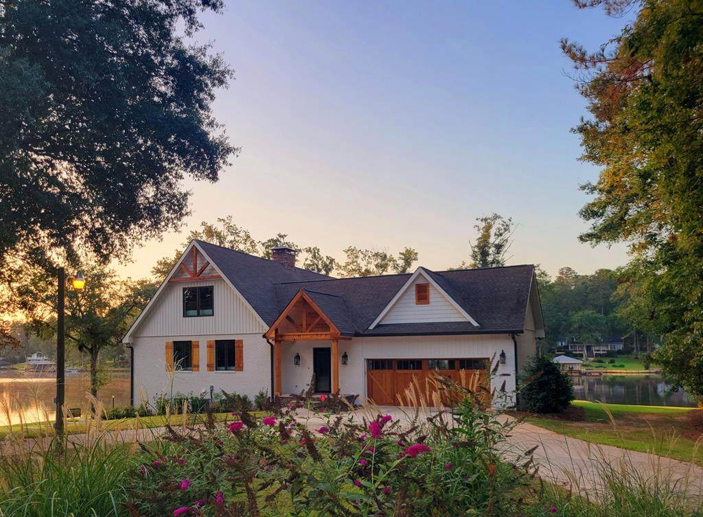 139 Woodhaven Drive - Photo 1