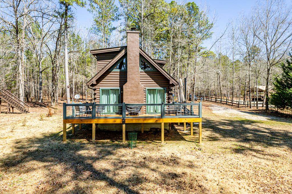 5020 Lake Crest - Photo 1