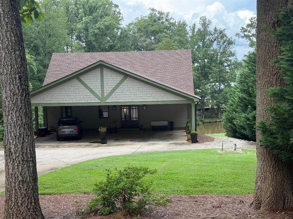 153 Lakeshore Drive - Photo 1