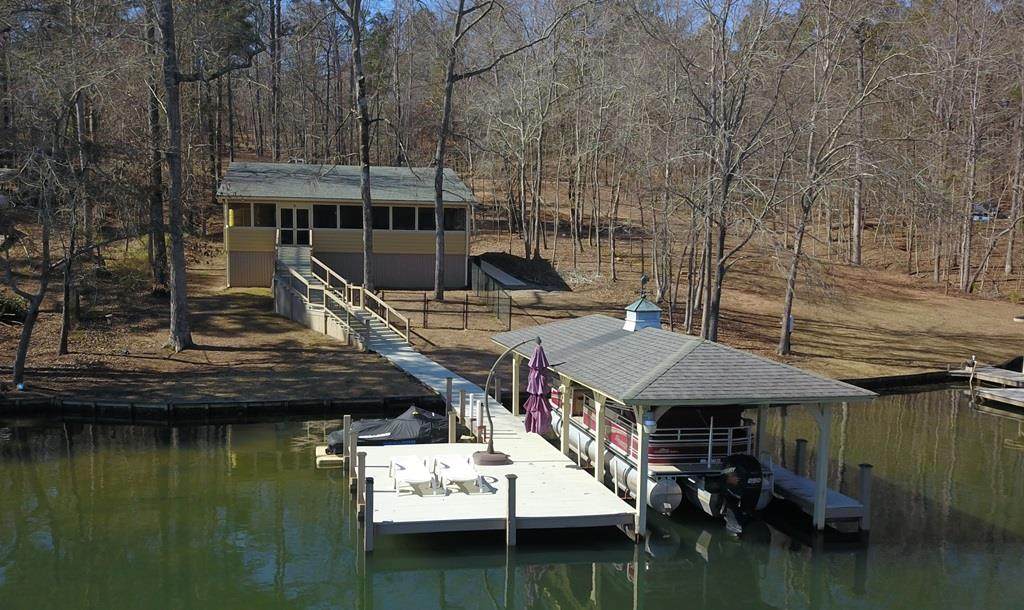 730 Marigold Road Ne - Photo 1