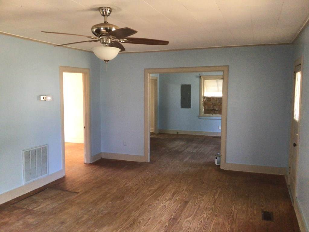 https://bt-photos.global.ssl.fastly.net/milledgeville/orig_boomver_1_56596-2.jpg