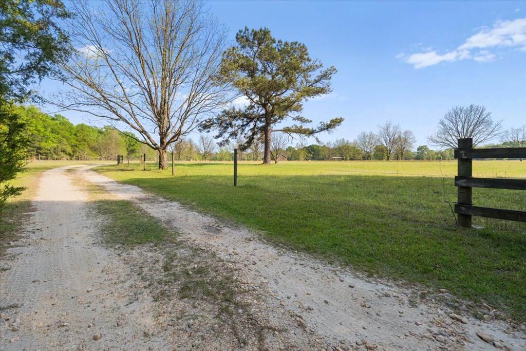 https://bt-photos.global.ssl.fastly.net/milledgeville/orig_boomver_1_56597-2.jpg