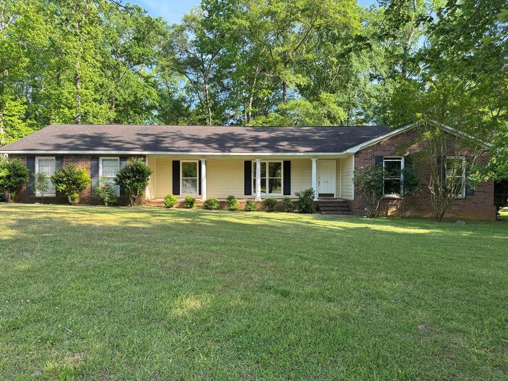 3718 Sussex Dr - Photo 1