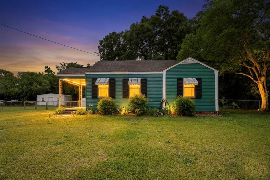 https://bt-photos.global.ssl.fastly.net/milledgeville/orig_boomver_1_56719-2.jpg