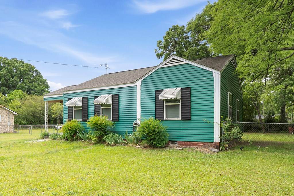 https://bt-photos.global.ssl.fastly.net/milledgeville/orig_boomver_1_56719-2.jpg