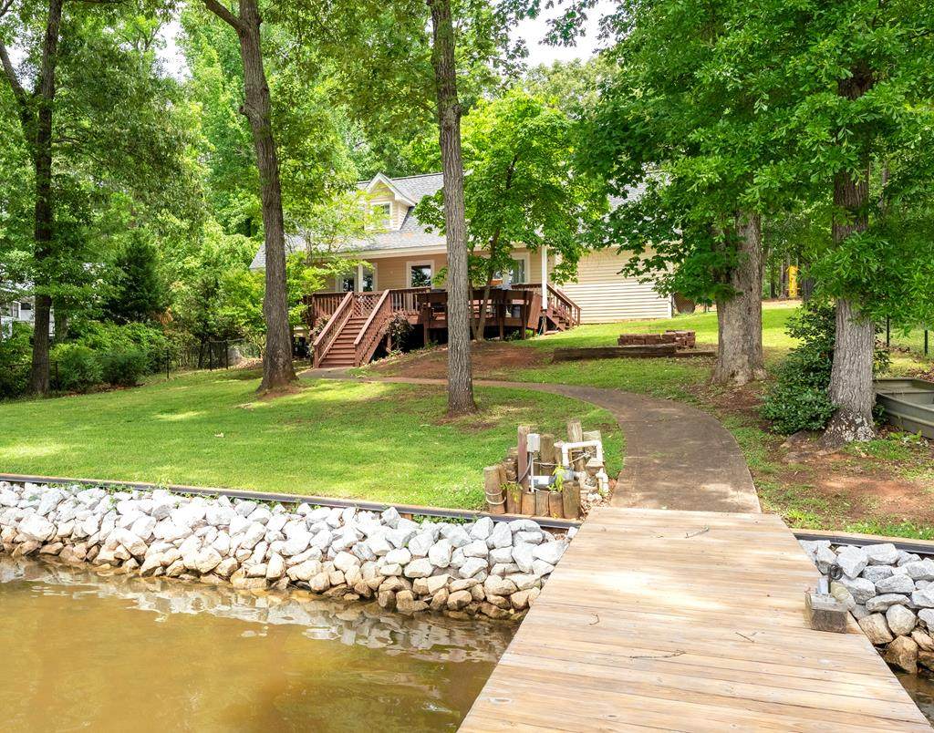 142 Tanglewood Ct. - Photo 1