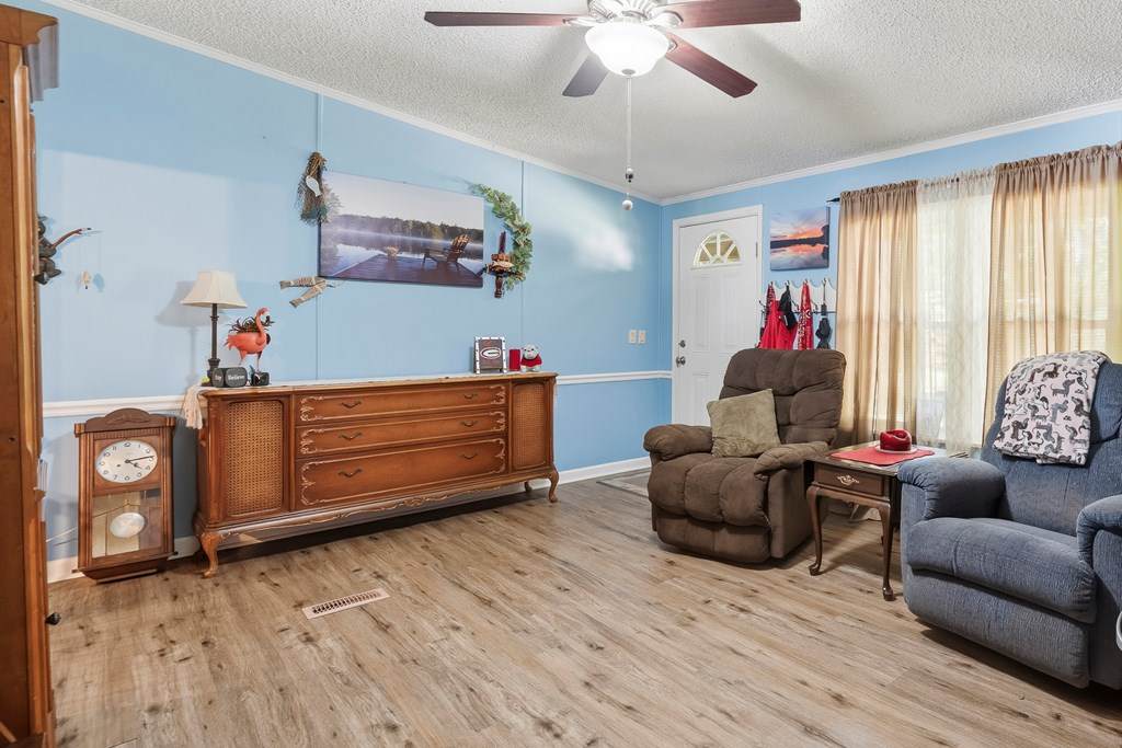 https://bt-photos.global.ssl.fastly.net/milledgeville/orig_boomver_1_56833-2.jpg