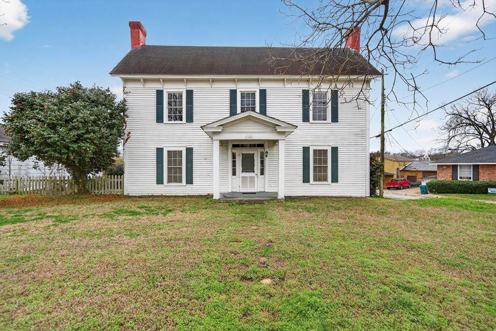 208 Washington Street - Photo 1