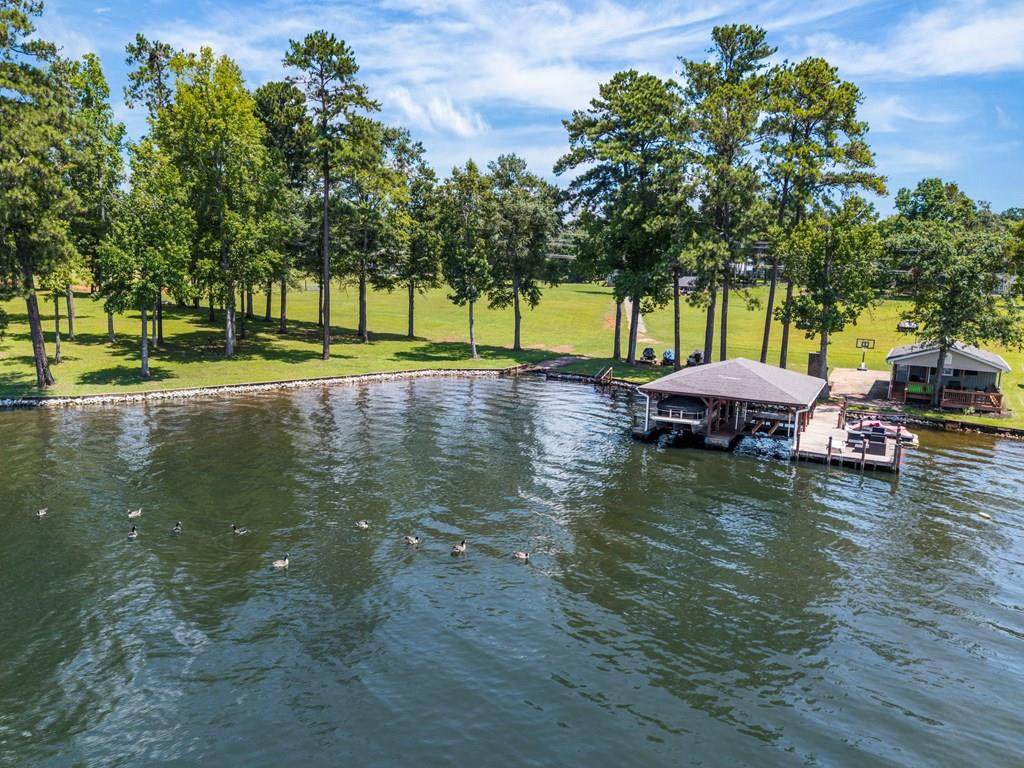 138 Spurgeon Dr Se - Photo 1