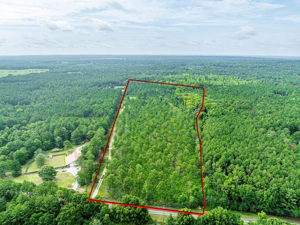 1052 Fortville Milledgeville Road - Photo 1
