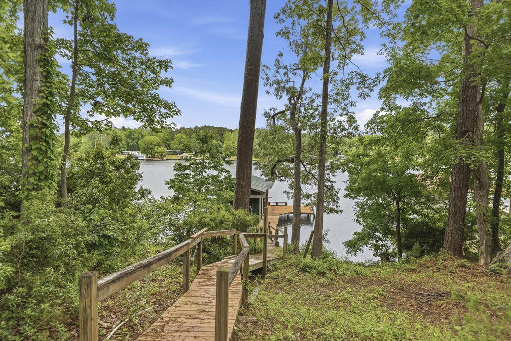 https://bt-photos.global.ssl.fastly.net/milledgeville/orig_boomver_1_57096-2.jpg
