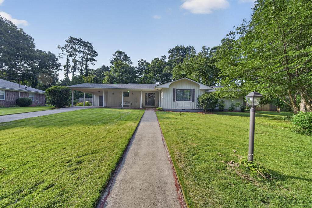 111 Dogwood Lane - Photo 1