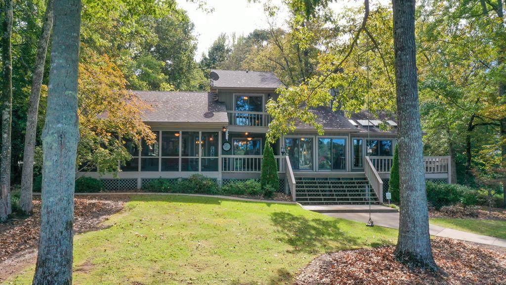109 Lake Forest Drive - Photo 1