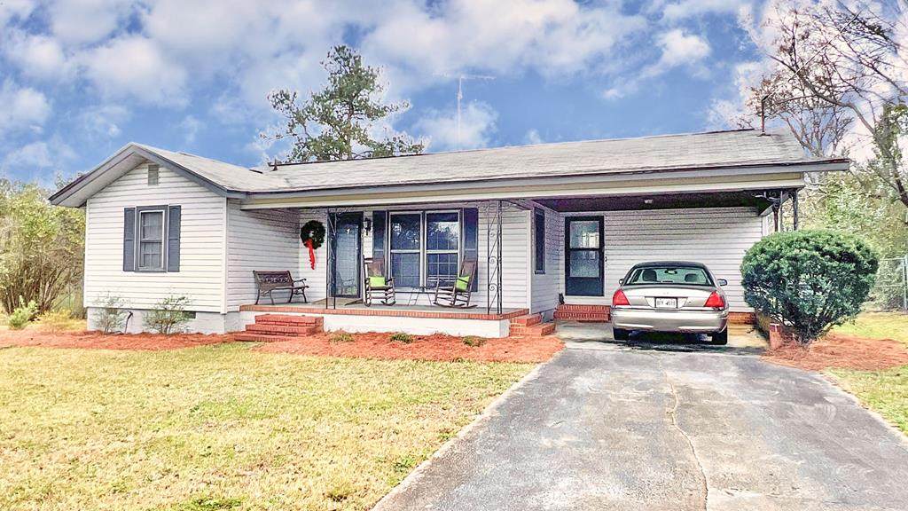 401 Sparta Highway Ne - Photo 1
