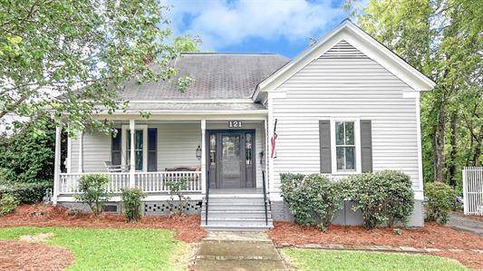 121 East Franklin Street - Photo 1