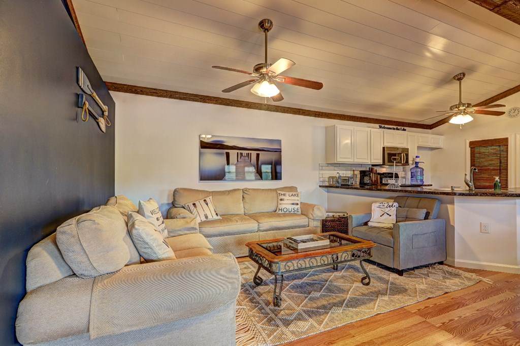 https://bt-photos.global.ssl.fastly.net/milledgeville/orig_boomver_2_52330-2.jpg