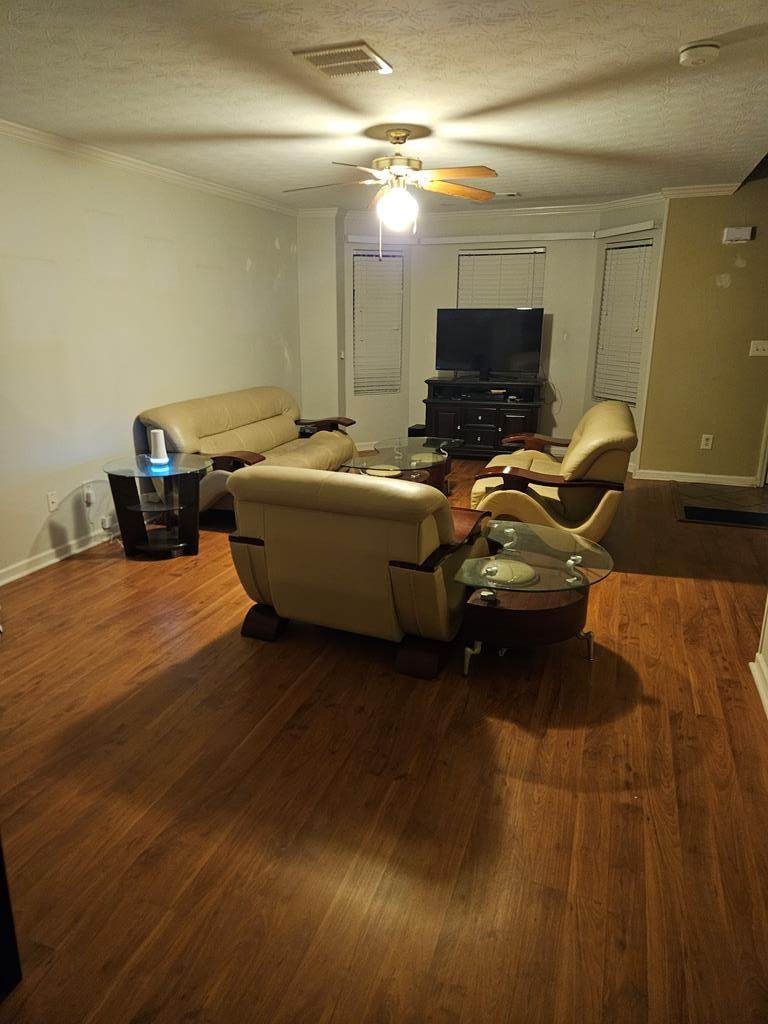 https://bt-photos.global.ssl.fastly.net/milledgeville/orig_boomver_1_53191-2.jpg