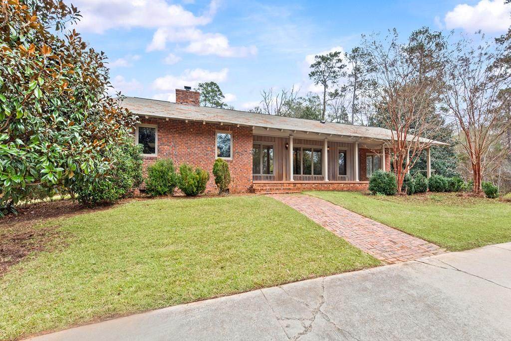 136 Kings Road Se - Photo 1