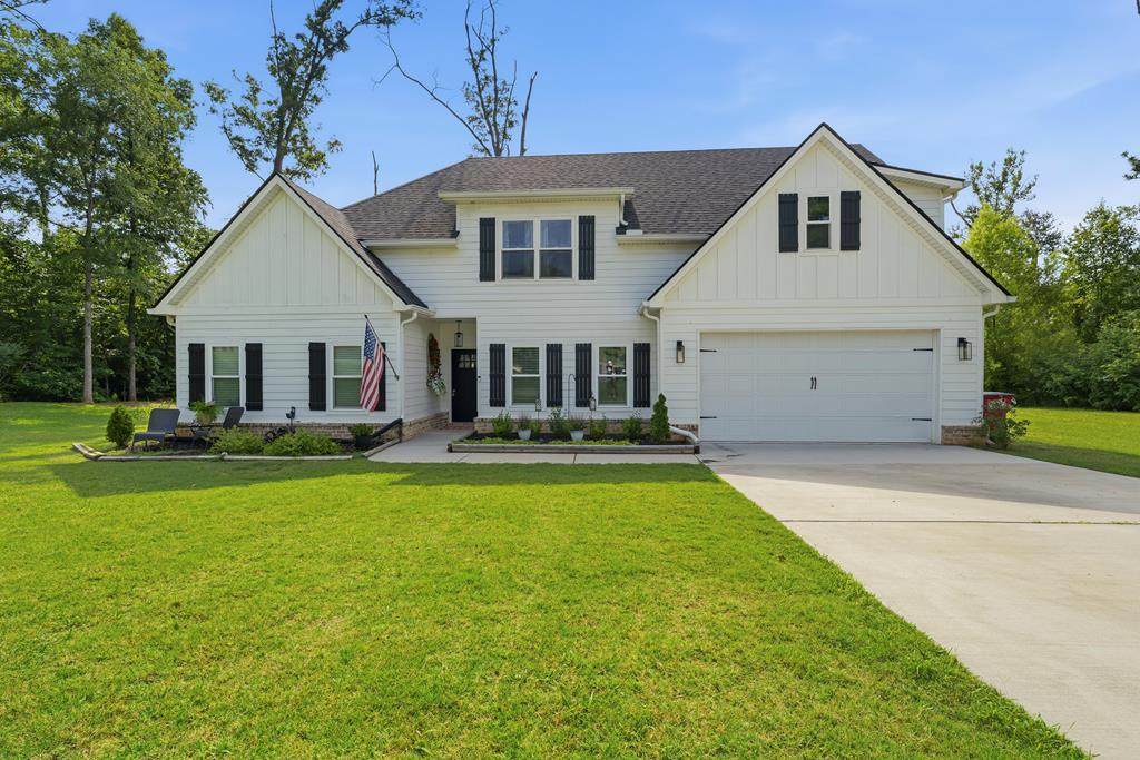 221 Diamond Place - Photo 1