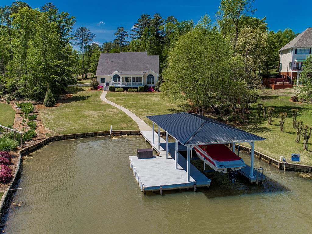227 Lakecrest Drive - Photo 1