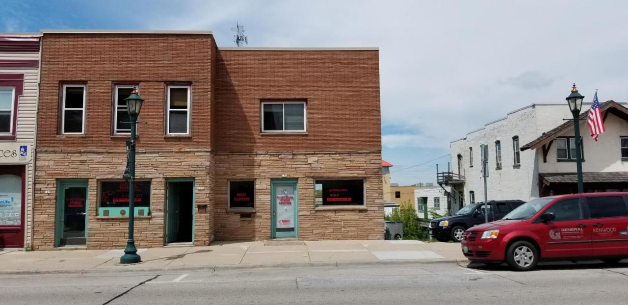 129 Main St - Photo 1